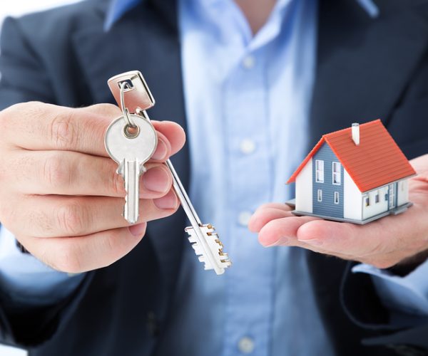 Free Tenant Screening Helps You Reduce Turnover Risk